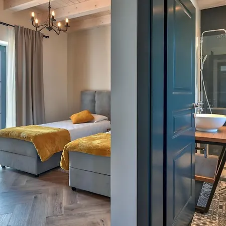 Vitassi Villa *